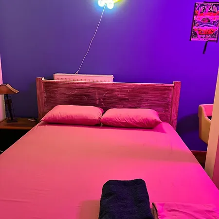 Locart Popart Guest house